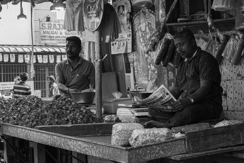 the free time two flower seller-in-their-free-time sanal thrissur creativehut