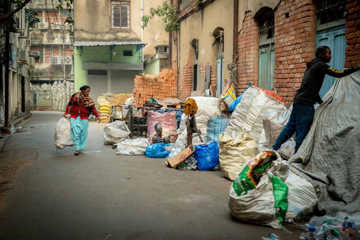 people cleaning roads