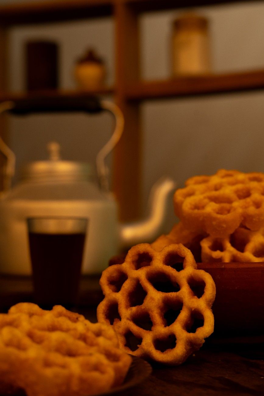 sugar twists with black tea 