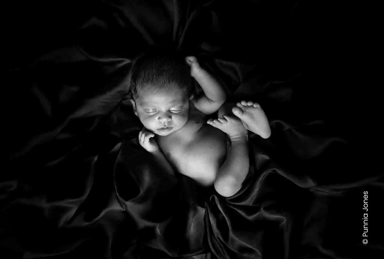 Newborn photography student work by Punnia Jones, Creative Hut Academy